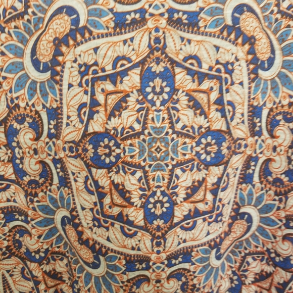 Lularoe Maria - Picture 3 of 3